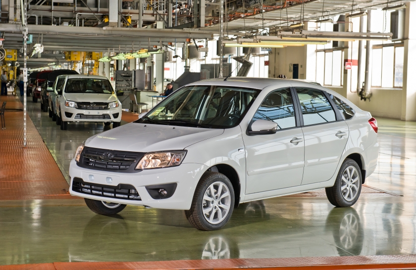 Начался выпуск новой модели LADA Granta liftback